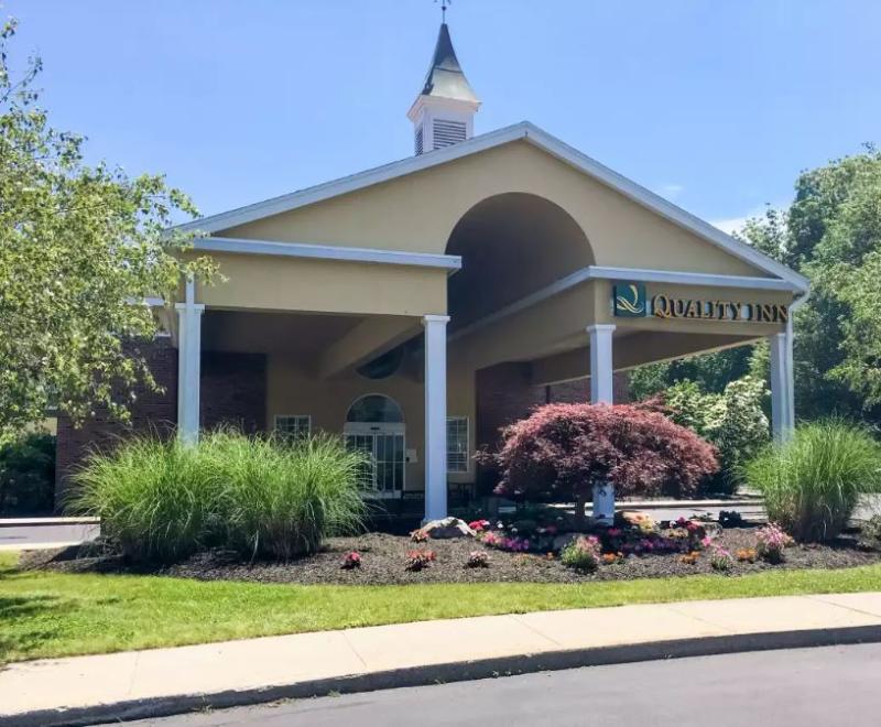 Quality Inn Mystic-Groton Exterior photo